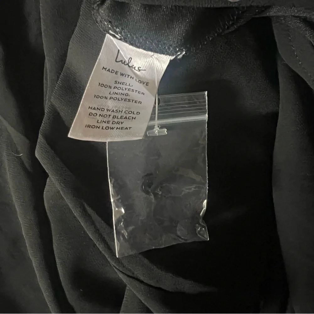 Lulus Seeking Sophistication Black Backless Balloon
Sheer Sleeve Maxi Dress, XL - Picture 10 of 13